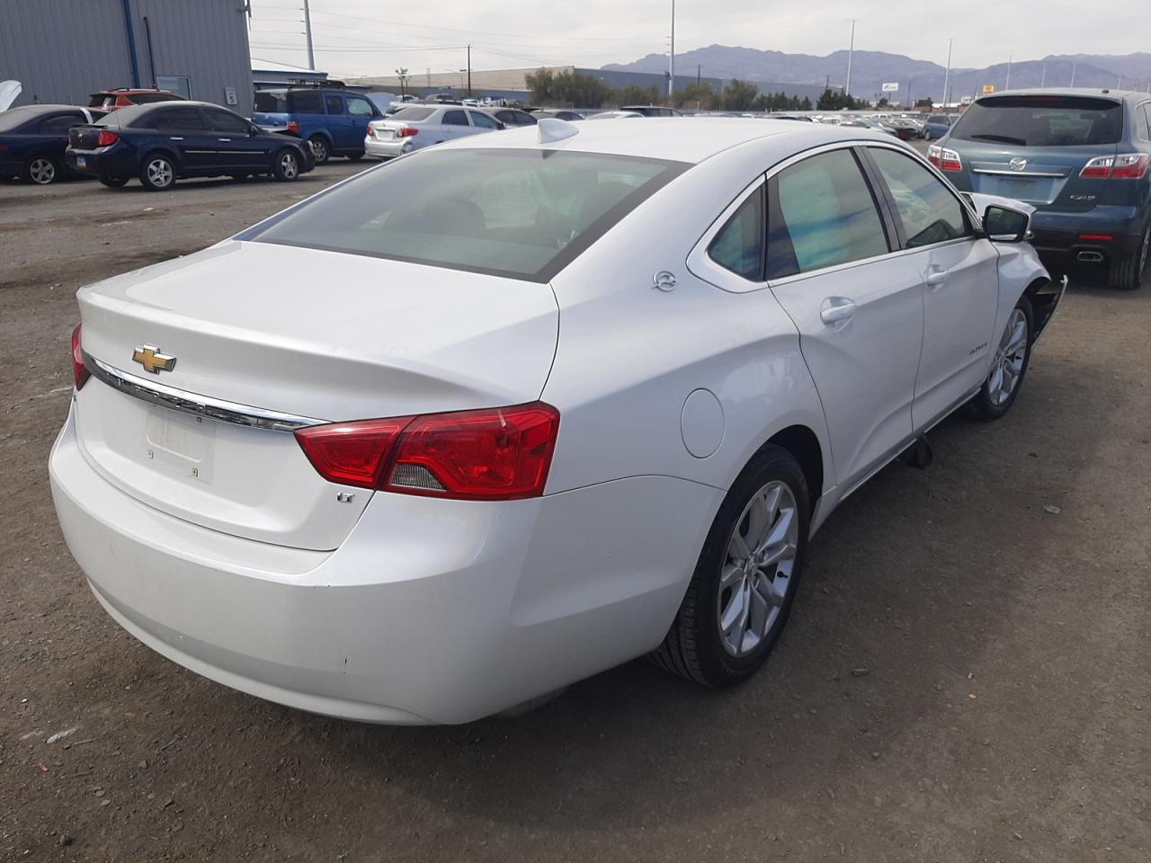Photo 4 from auction – 2018 CHEVROLET IMPALA LT with VIN 2G1105S33J9102580