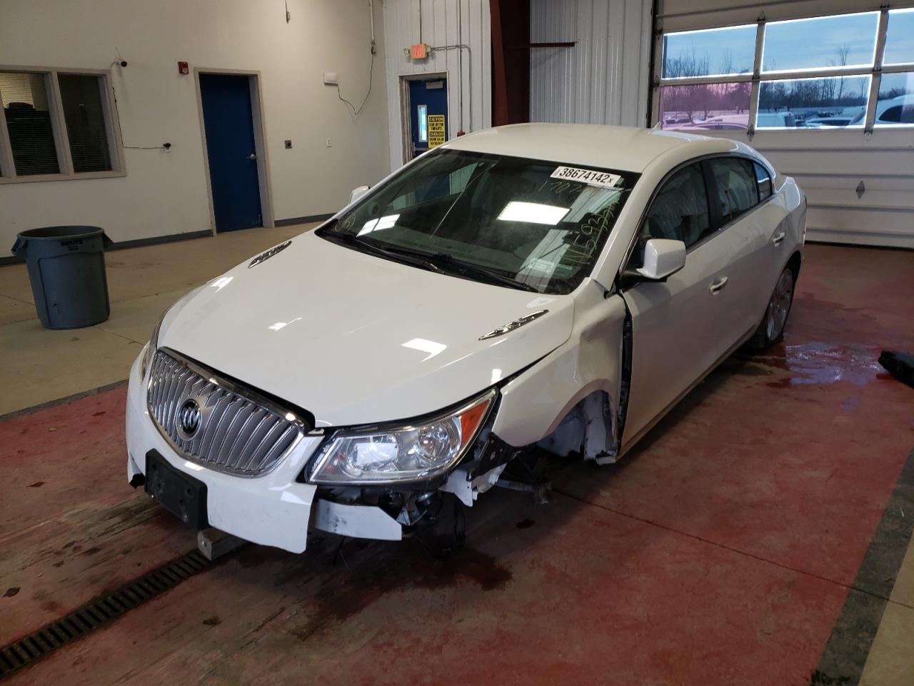 Photo 2 from auction – 2011 BUICK LACROSSE C with VIN 1G4GC5ED7BF170740