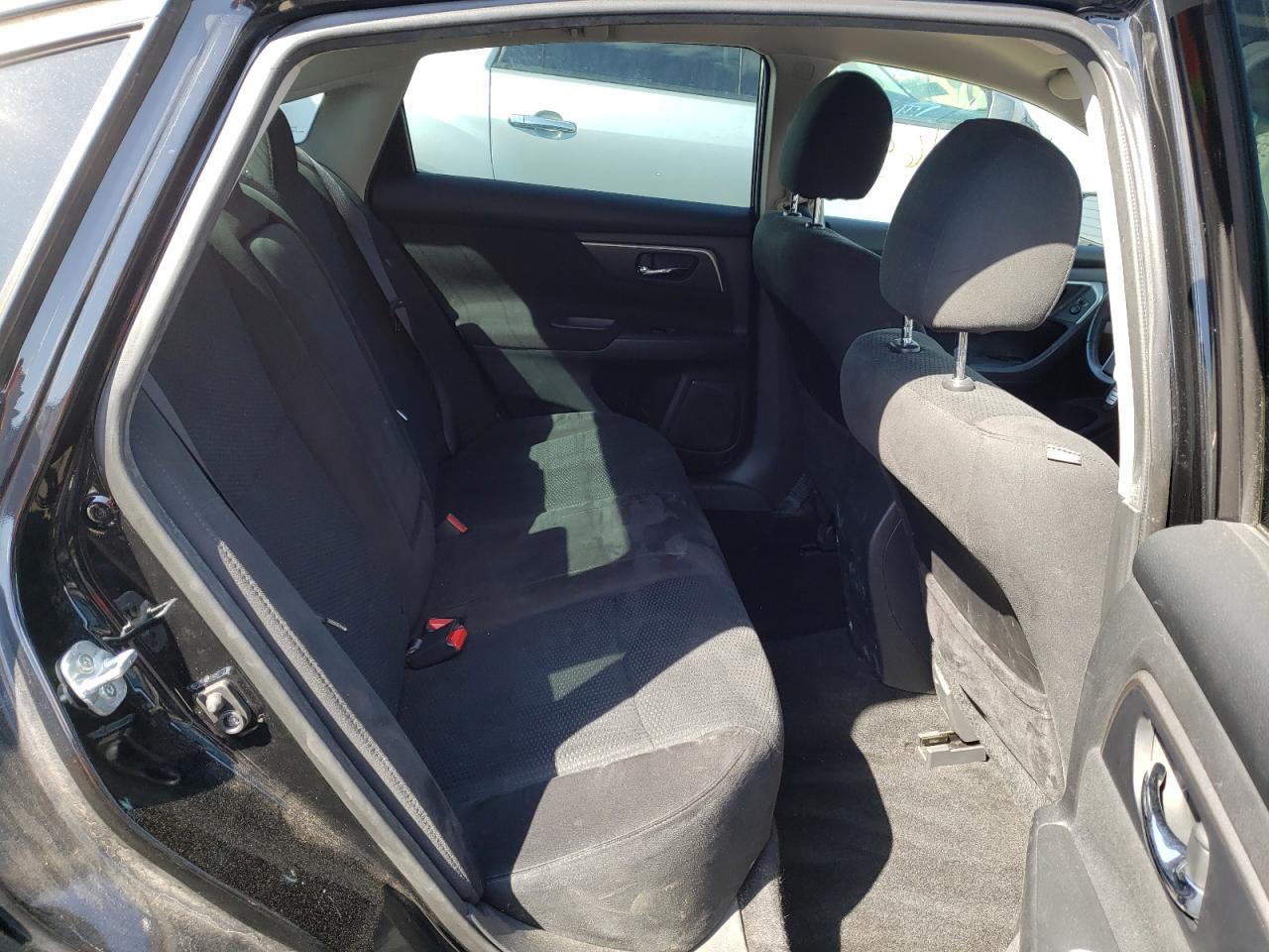 Photo 6 from auction – 2015 NISSAN ALTIMA 2.5 with VIN 1N4AL3AP2FC175825