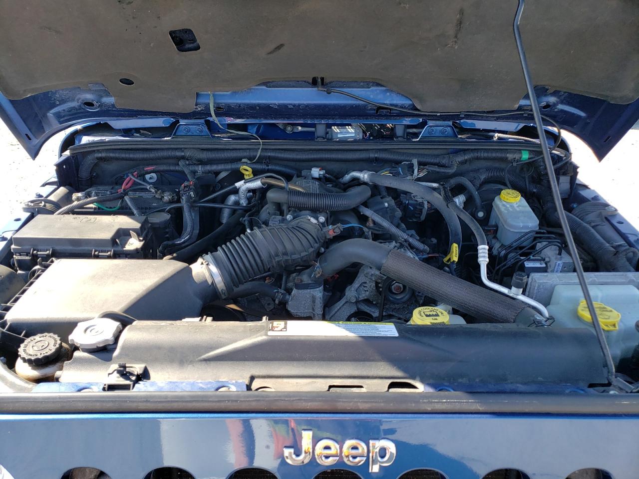 Photo 7 from auction – 2010 JEEP WRANGLER S with VIN 1J4AA5D18AL104506