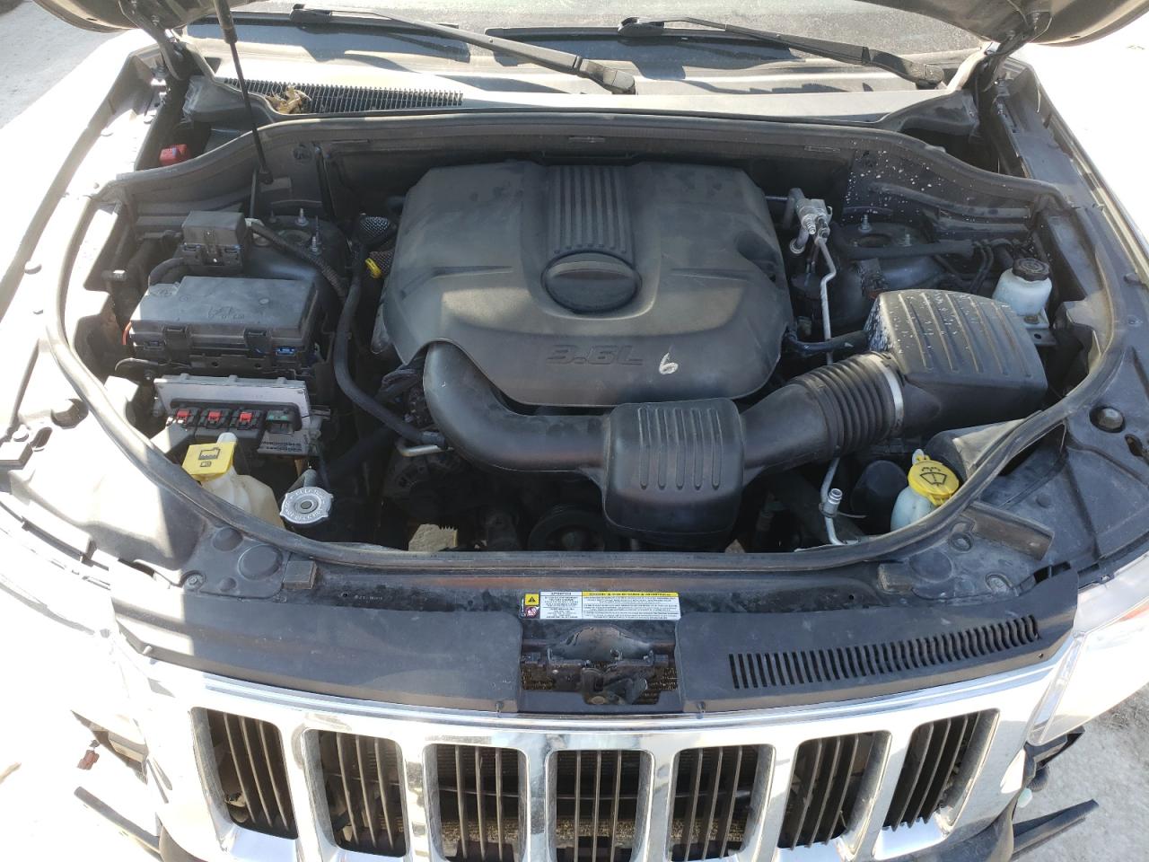 Photo 7 from auction – 2011 JEEP GRAND CHER with VIN 1J4RR4GG8BC739152