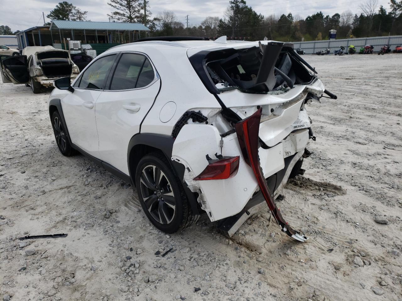Photo 3 from auction – 2019 LEXUS UX 200 with VIN JTHY3JBH3K2004181