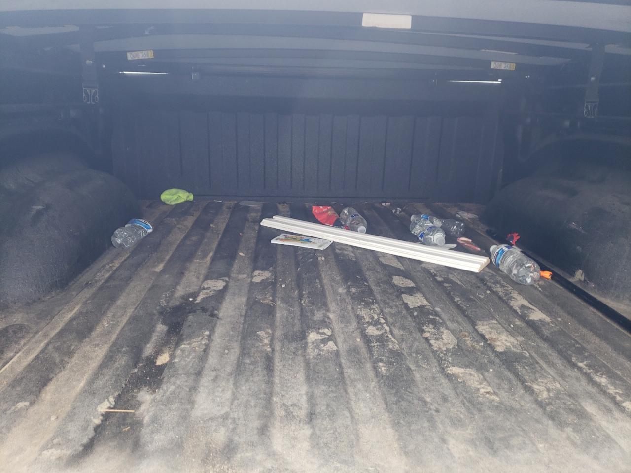 Photo 6 from auction – 2021 RAM 1500 LARAM with VIN 1C6SRFJT9MN595831