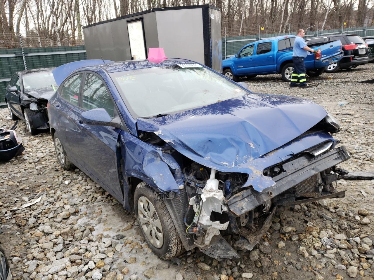HYUNDAI ACCENT GLS 2015 with VIN KMHCT4AE4FU848496 - Photo from auction