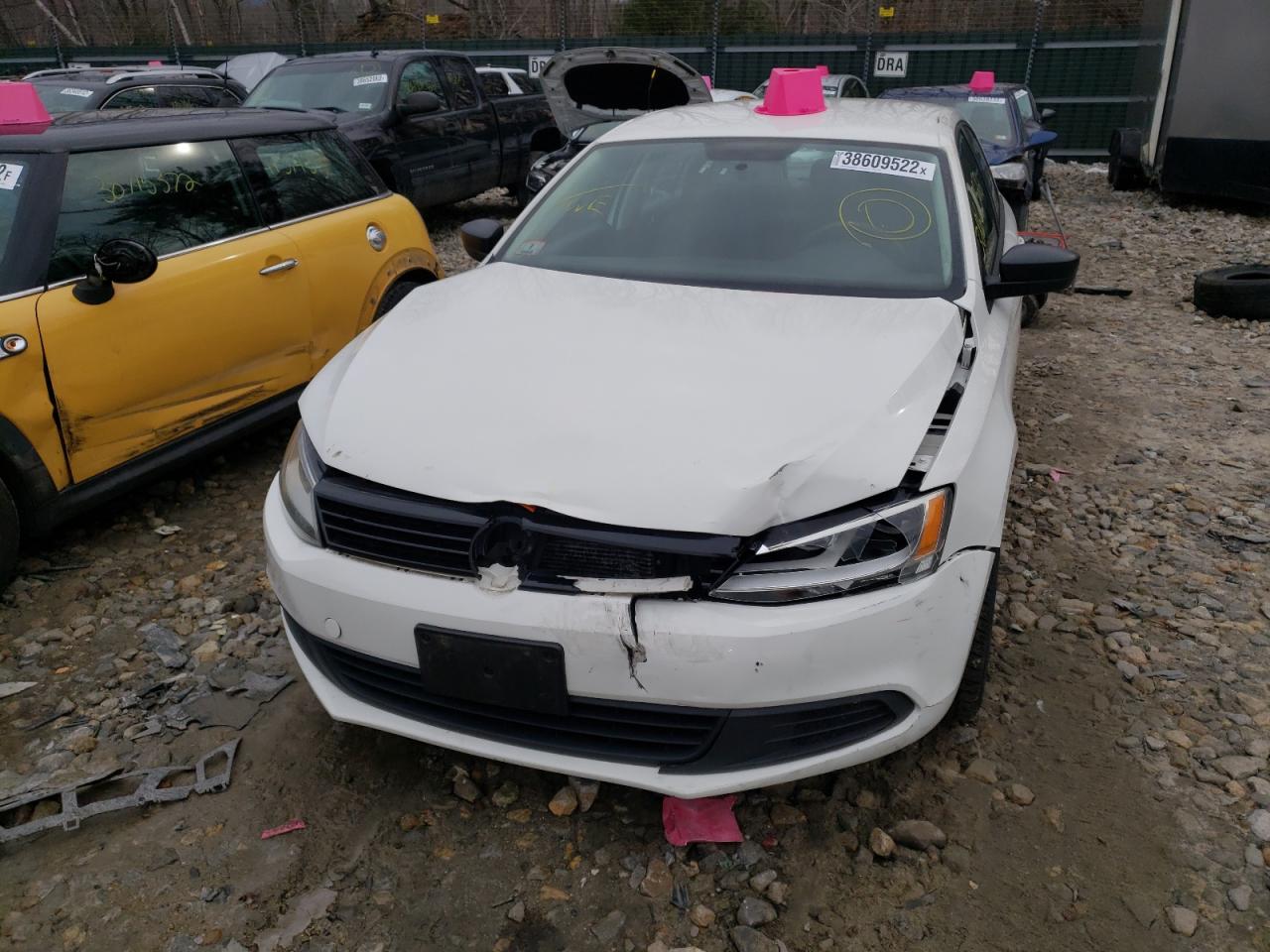 Photo 9 from auction – 2014 VOLKSWAGEN JETTA BASE with VIN 3VW2K7AJ0EM215768