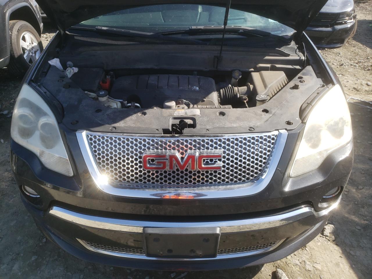 Photo 7 from auction – 2011 GMC ACADIA DEN with VIN 1GKKVTED6BJ382222