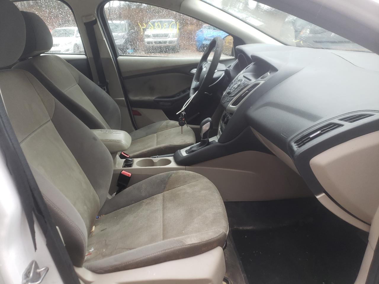 Photo 5 from auction – 2014 FORD FOCUS SE with VIN 1FADP3F28EL103122