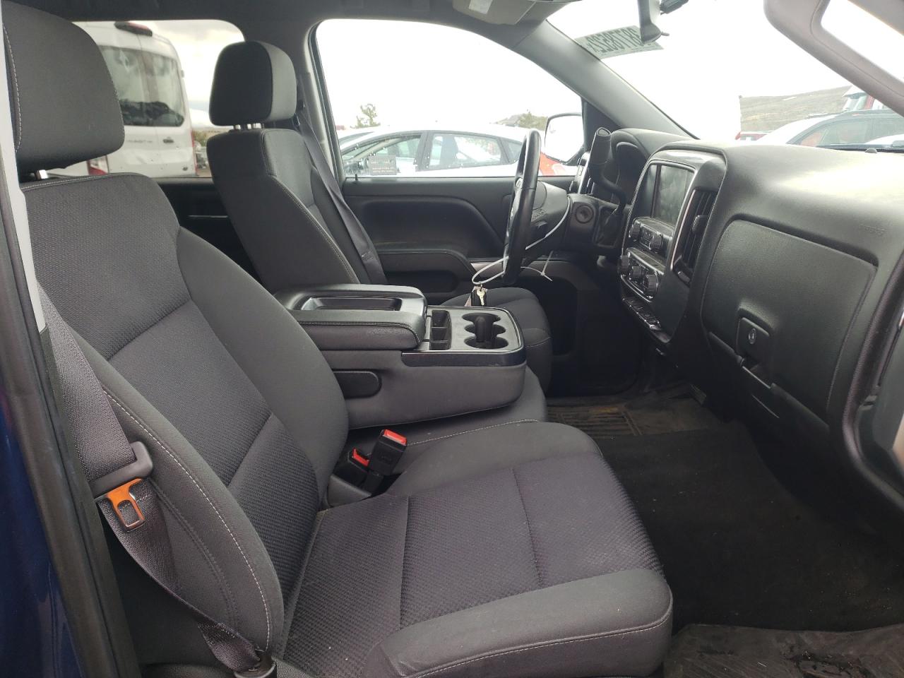 Photo 5 from auction – 2016 CHEVROLET SILVERADO with VIN 3GCUKREC5GG325848