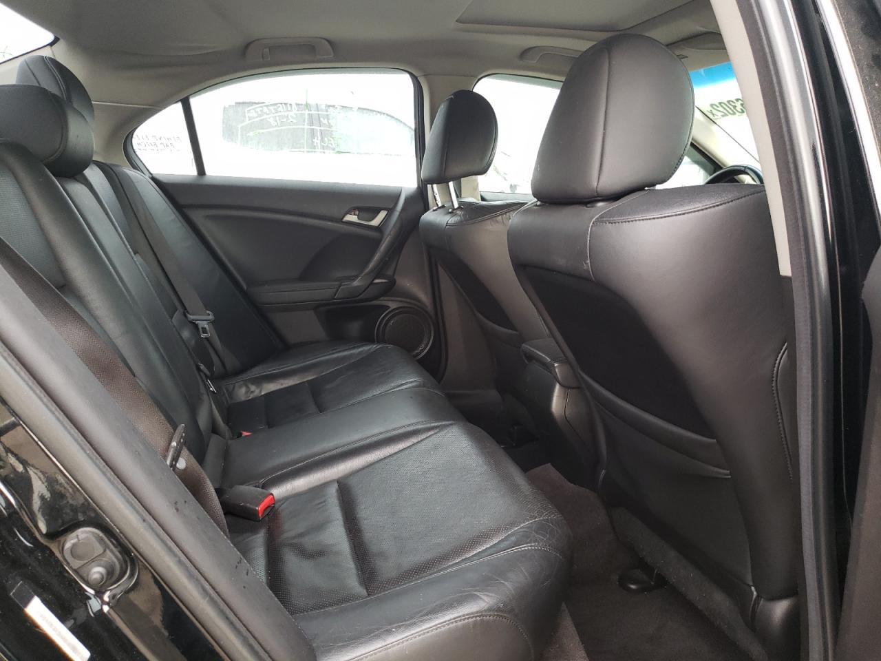 Photo 6 from auction – 2010 ACURA TSX with VIN JH4CU2F6XAC009361