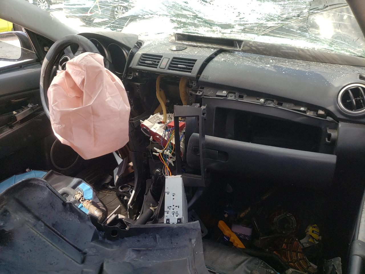 Photo 9 from auction – 2008 MAZDA 3 HATCHBAC with VIN JM1BK344881777713