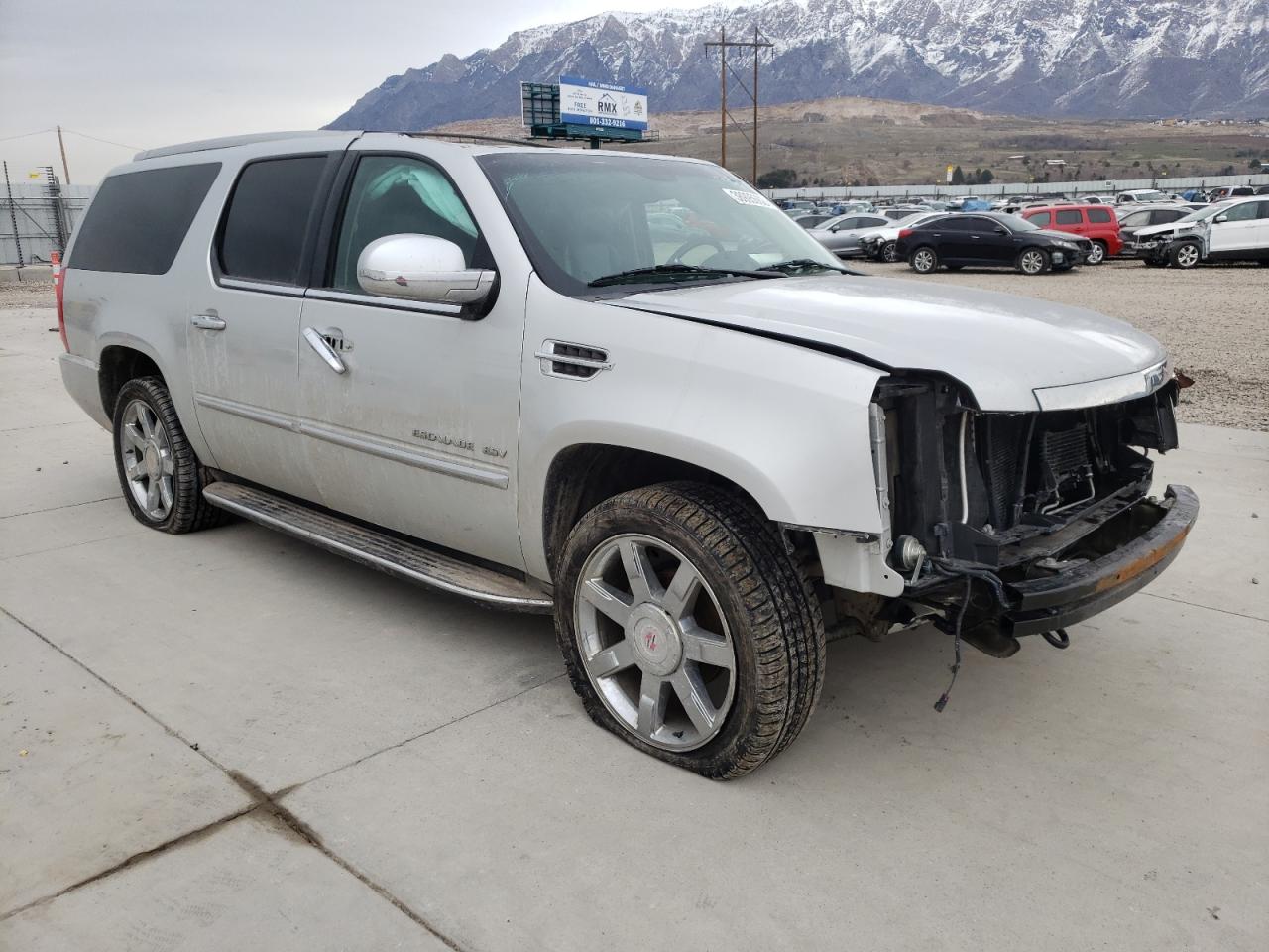 CADILLAC ESCALADE E 2010 with VIN 1GYUKHEFXAR219465 - Photo from auction