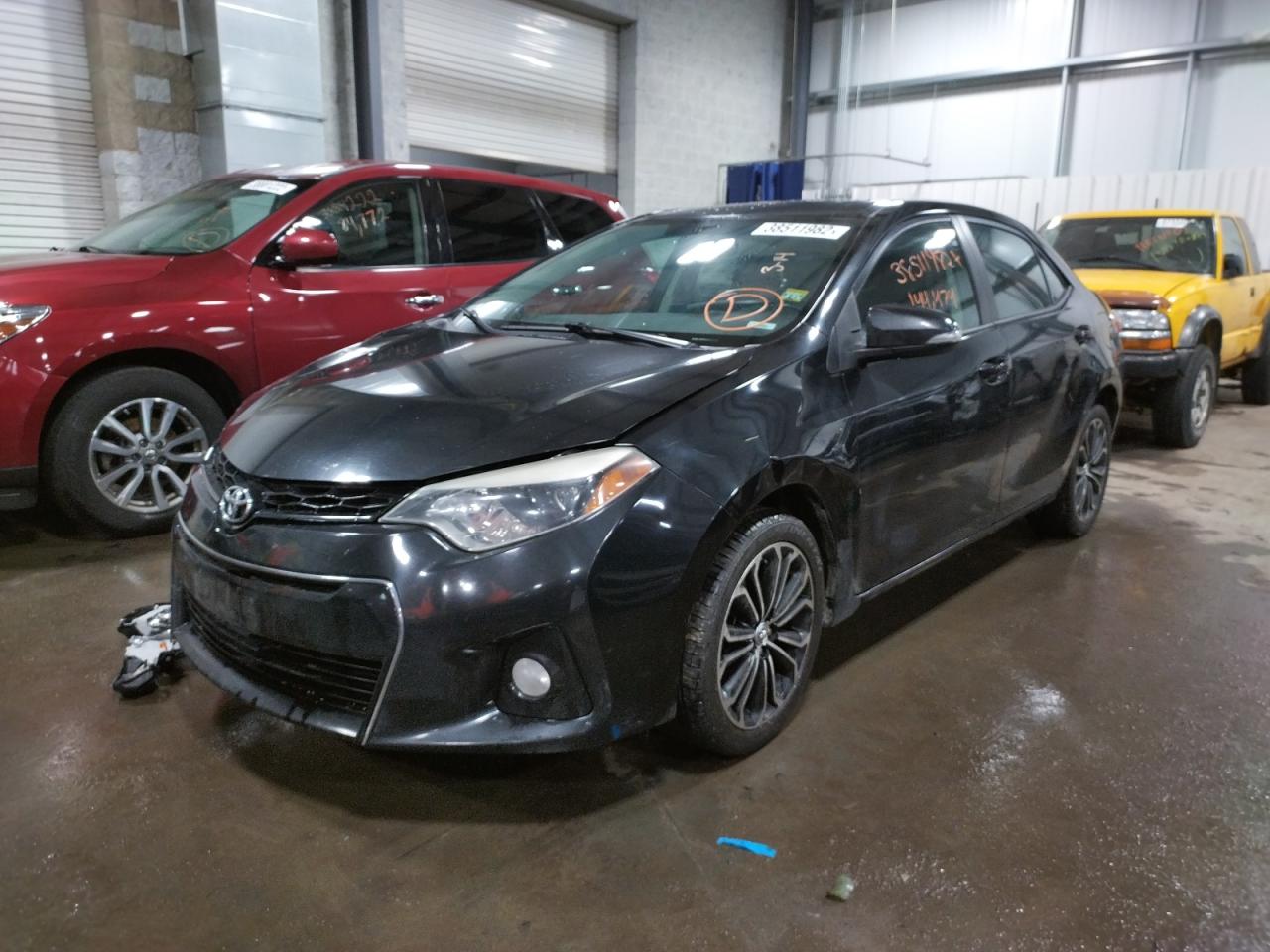 Photo 2 from auction – 2016 TOYOTA COROLLA L with VIN 5YFBURHE9GP405131