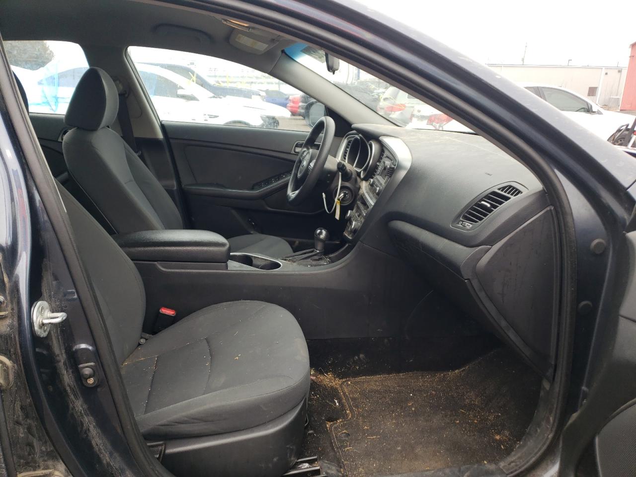 Photo 5 from auction – 2015 KIA OPTIMA LX with VIN KNAGM4A74F5570324