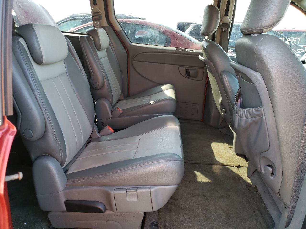 Photo 6 from auction – 2007 DODGE GRAND CARA with VIN 2D4GP44L17R149736