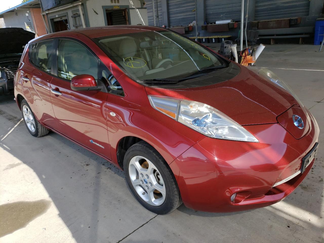 NISSAN LEAF SV 2011 with VIN JN1AZ0CP3BT008052 - Photo from auction