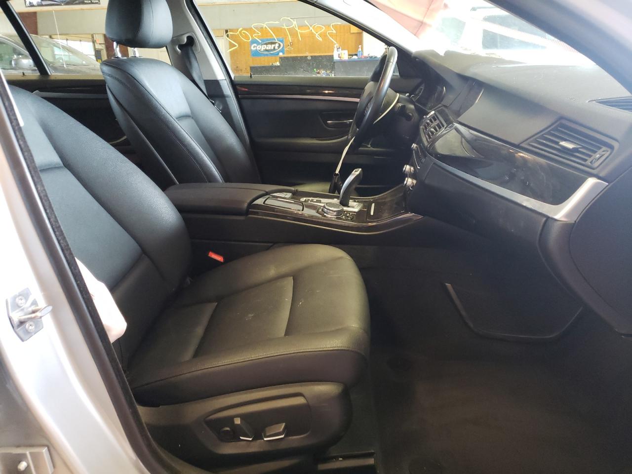 Photo 5 from auction – 2015 BMW 528 XI with VIN WBA5A7C59FG143125