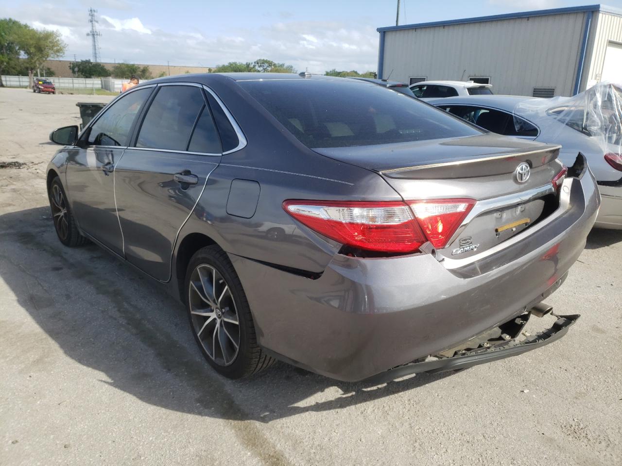 Photo 3 from auction – 2017 TOYOTA CAMRY LE with VIN 4T1BF1FK2HU661096