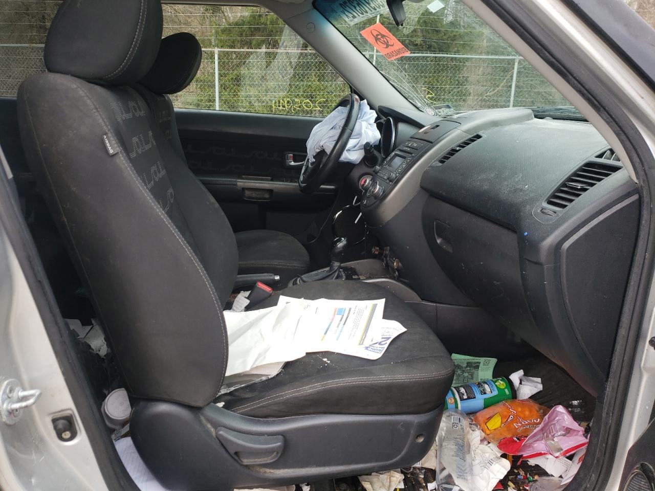 Photo 5 from auction – 2012 KIA SOUL + with VIN KNDJT2A61C7438922