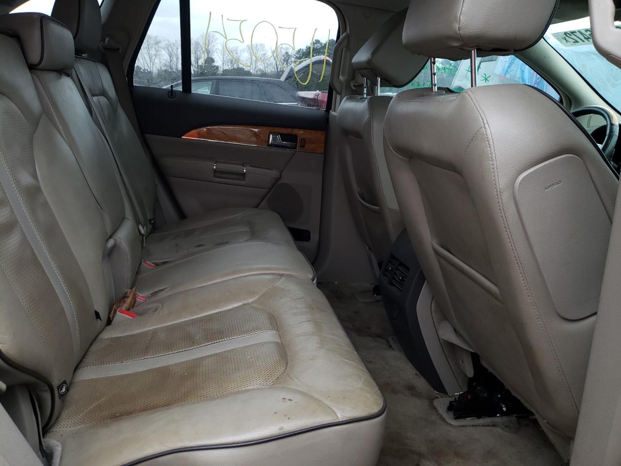 Photo 6 from auction – 2015 LINCOLN MKX with VIN 2LMDJ8JK0FBL30337