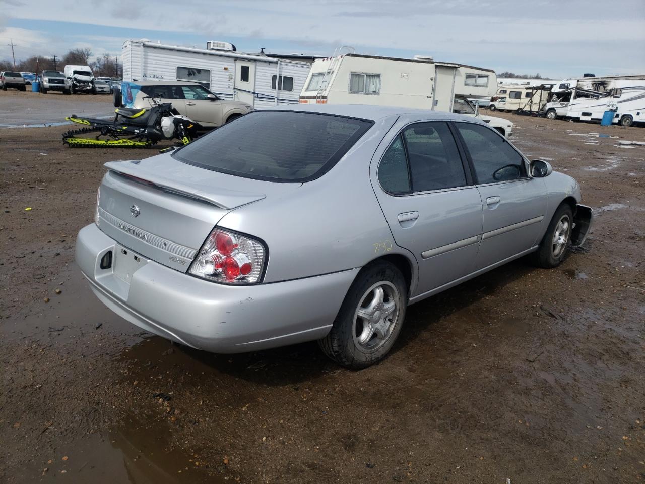 Photo 4 from auction – 2001 NISSAN ALTIMA with VIN 1N4DL01D51C100790