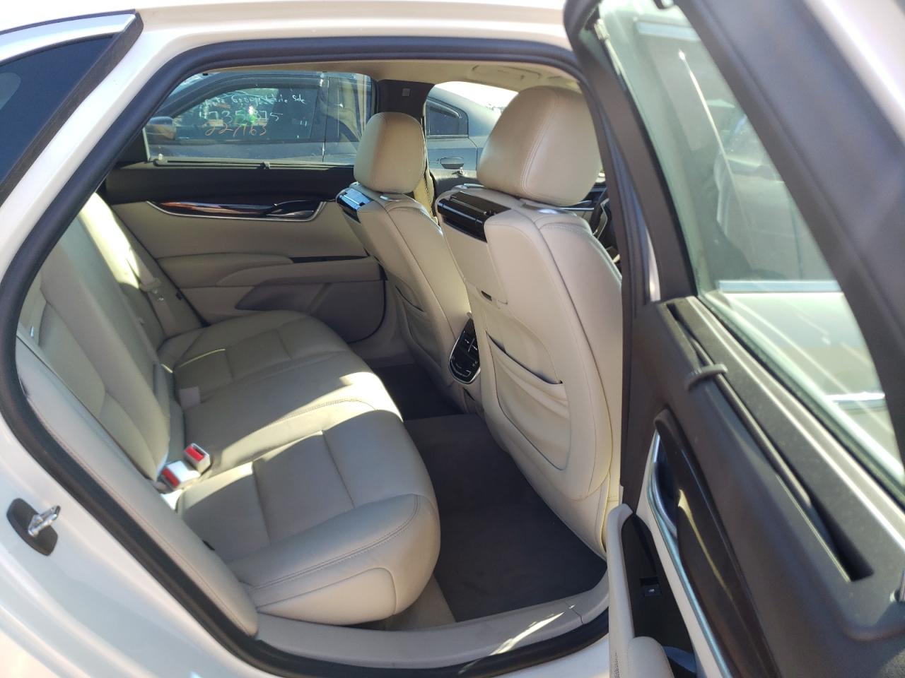 Photo 6 from auction – 2015 CADILLAC XTS PREMIU with VIN 2G61P5S30F9139681