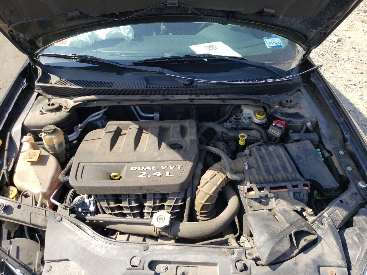Photo 7 from auction – 2013 CHRYSLER 200 LX with VIN 1C3CCBAB1DN762329