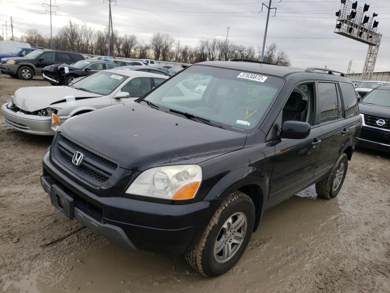 Photo 15 from auction – 2004 HONDA PILOT EXL with VIN 2HKYF18604H587440