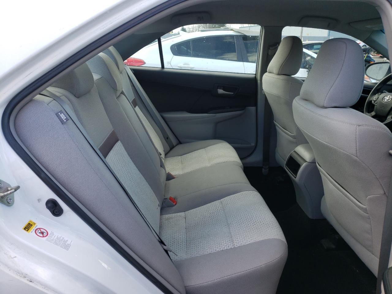 Photo 6 from auction – 2014 TOYOTA CAMRY L with VIN 4T1BF1FKXEU822192