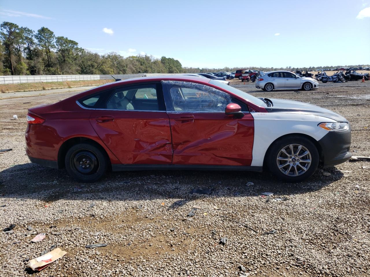 Photo 9 from auction – 2015 FORD FUSION S with VIN 3FA6P0G71FR261452