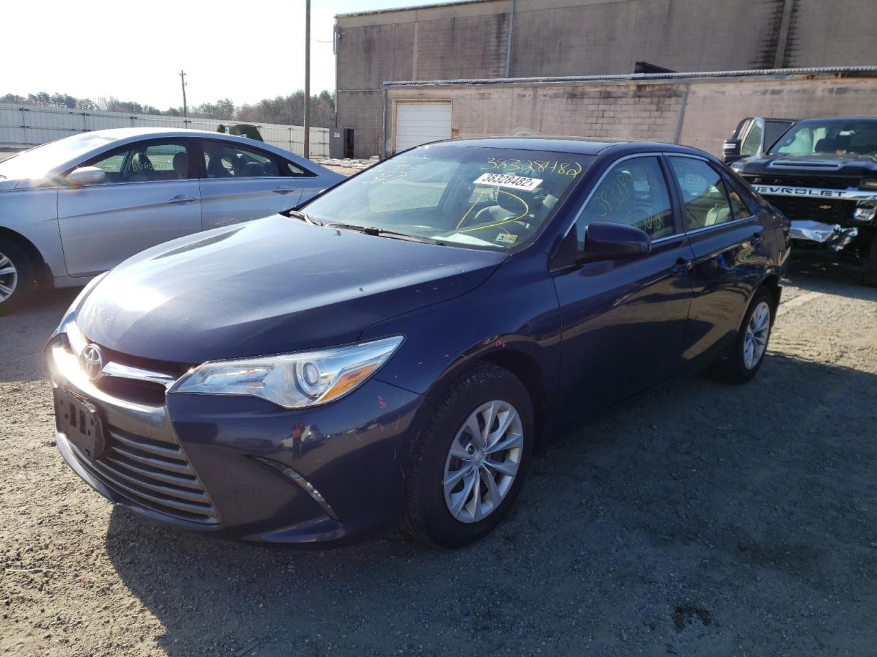 Photo 2 from auction – 2017 TOYOTA CAMRY LE with VIN 4T1BF1FKXHU698221