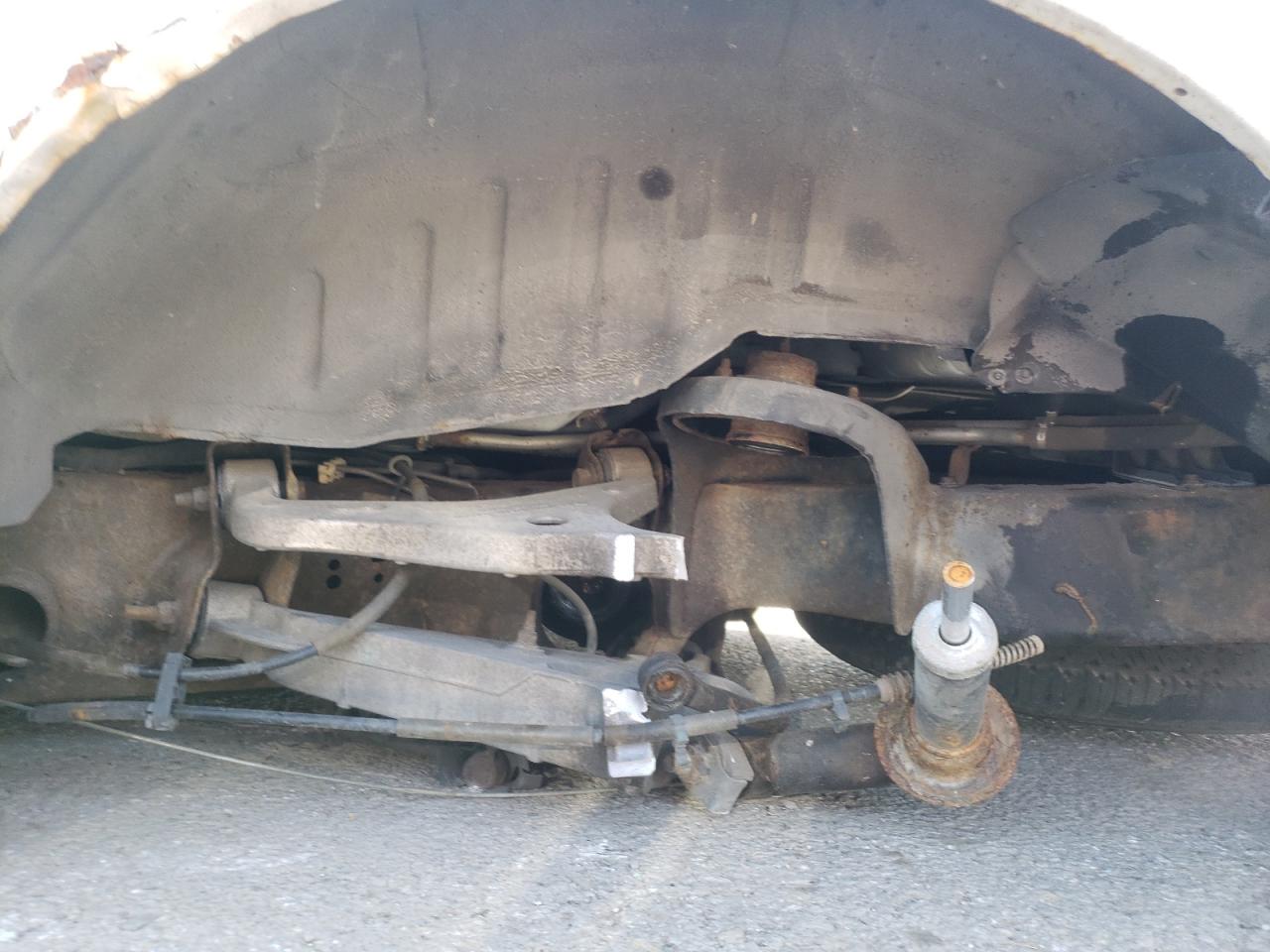 Zdjęcie 9 z aukcji – 2003 FORD EXPEDITION z VIN 1FMRU15W63LB26103
