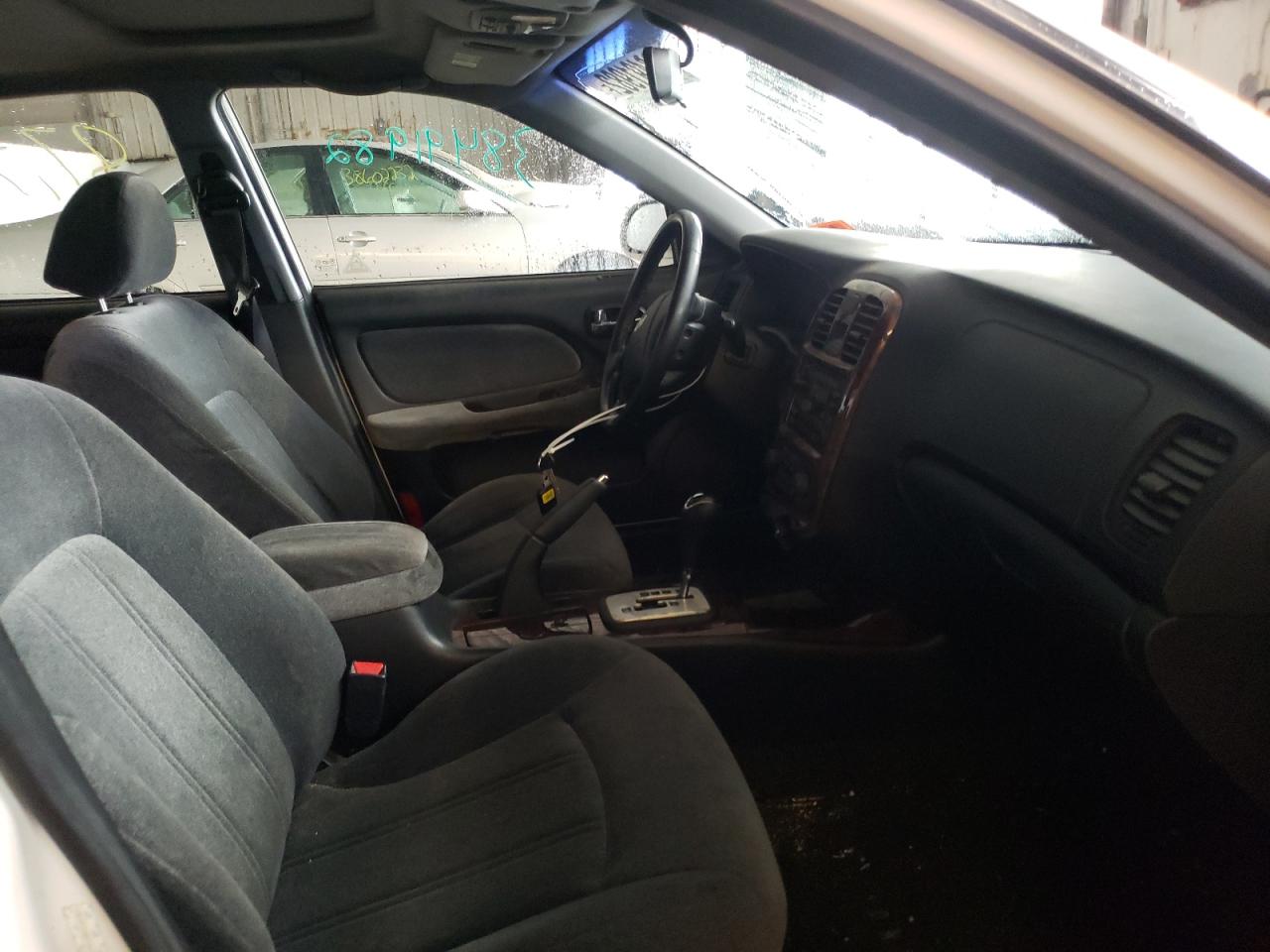 Photo 5 from auction – 2004 HYUNDAI SONATA GLS with VIN KMHWF35H94A002074
