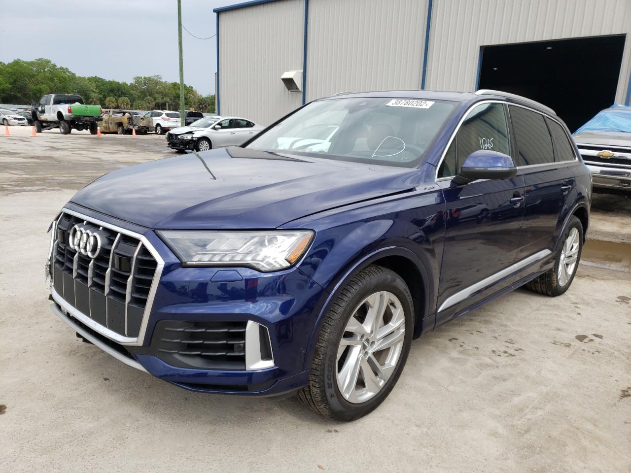 Photo 2 from auction – 2021 AUDI Q7 PRESTIG with VIN WA1VXAF75MD011449