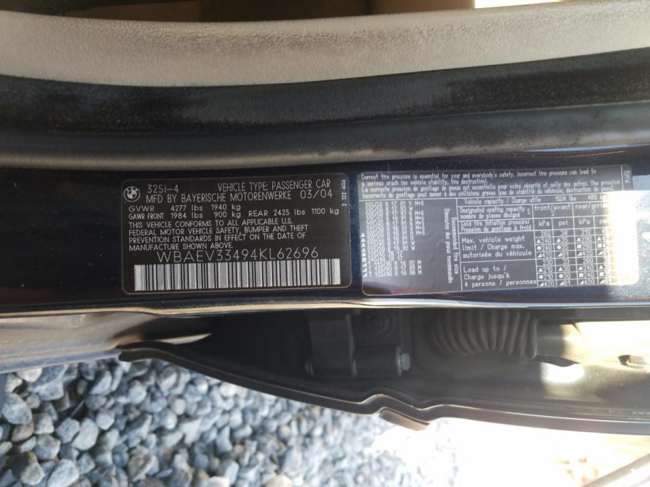 Photo 10 from auction – 2004 BMW 325 I with VIN WBAEV33494KL62696