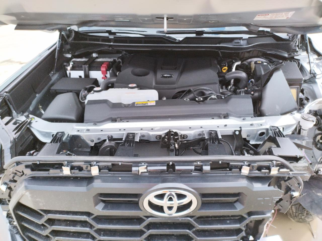 Photo 7 from auction – 2022 TOYOTA TUNDRA with VIN 5TFLA5AB0NX005270