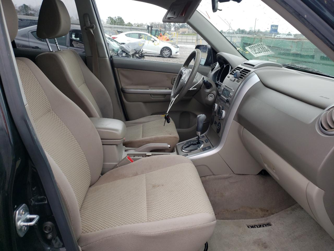 Photo 5 from auction – 2011 SUZUKI GRAND VITA with VIN JS3TE0D26B4101079