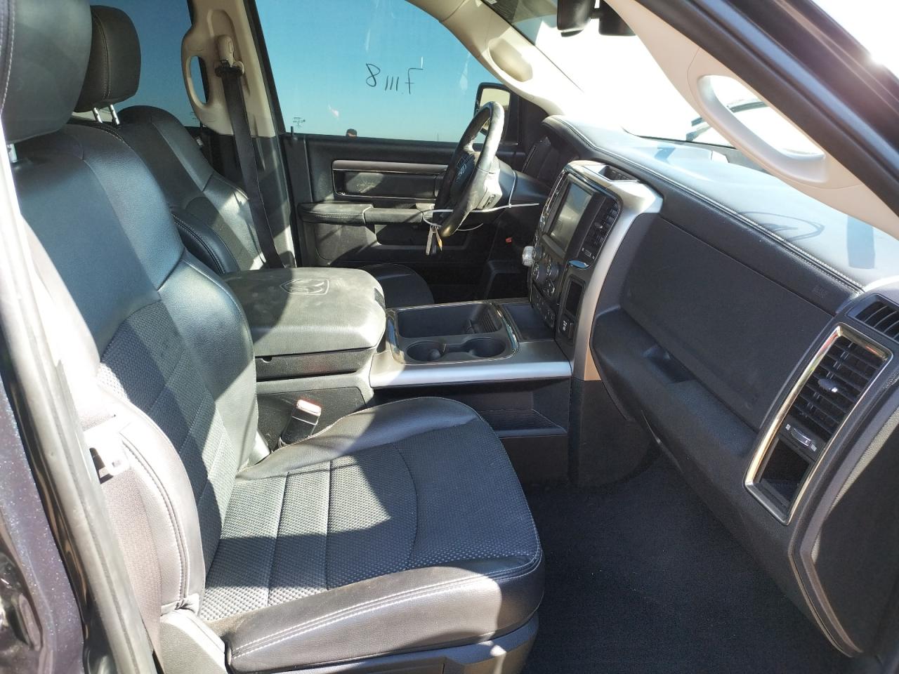 Photo 5 from auction – 2016 RAM 1500 SPORT with VIN 1C6RR7MT0GS372826