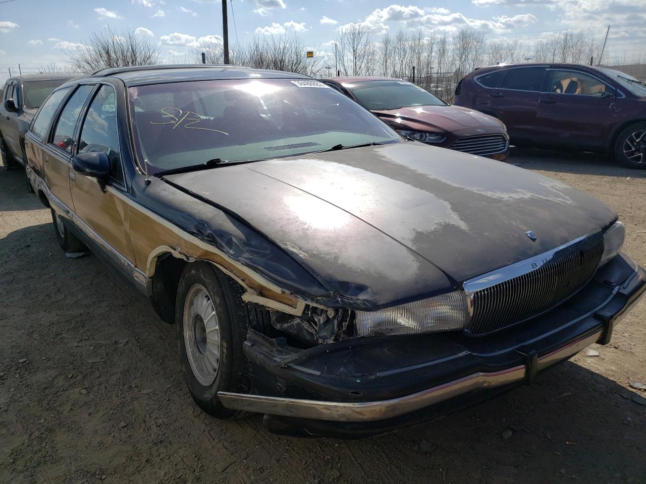 BUICK ROADMASTER 1993 with VIN 1G4BR837XPW408725 - Photo from auction