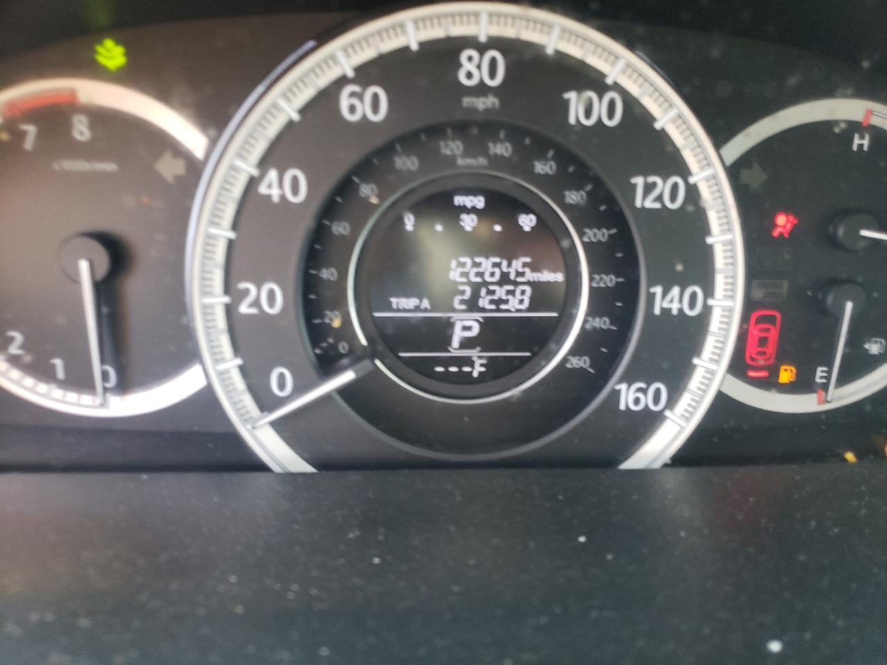 Photo 8 from auction – 2015 HONDA ACCORD LX with VIN 1HGCR2F39FA188280