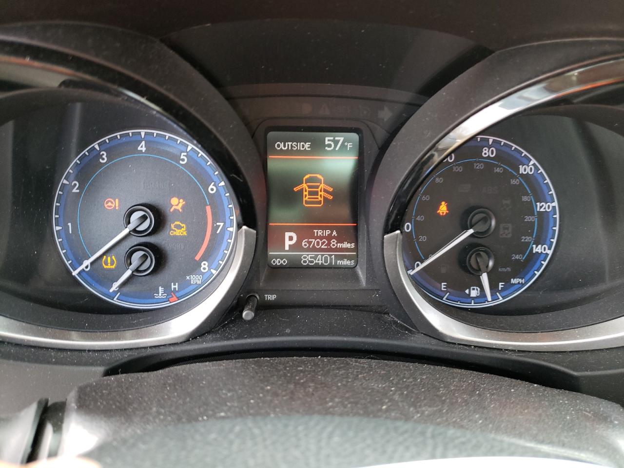 Photo 8 from auction – 2015 TOYOTA COROLLA L with VIN 2T1BURHE8FC256127