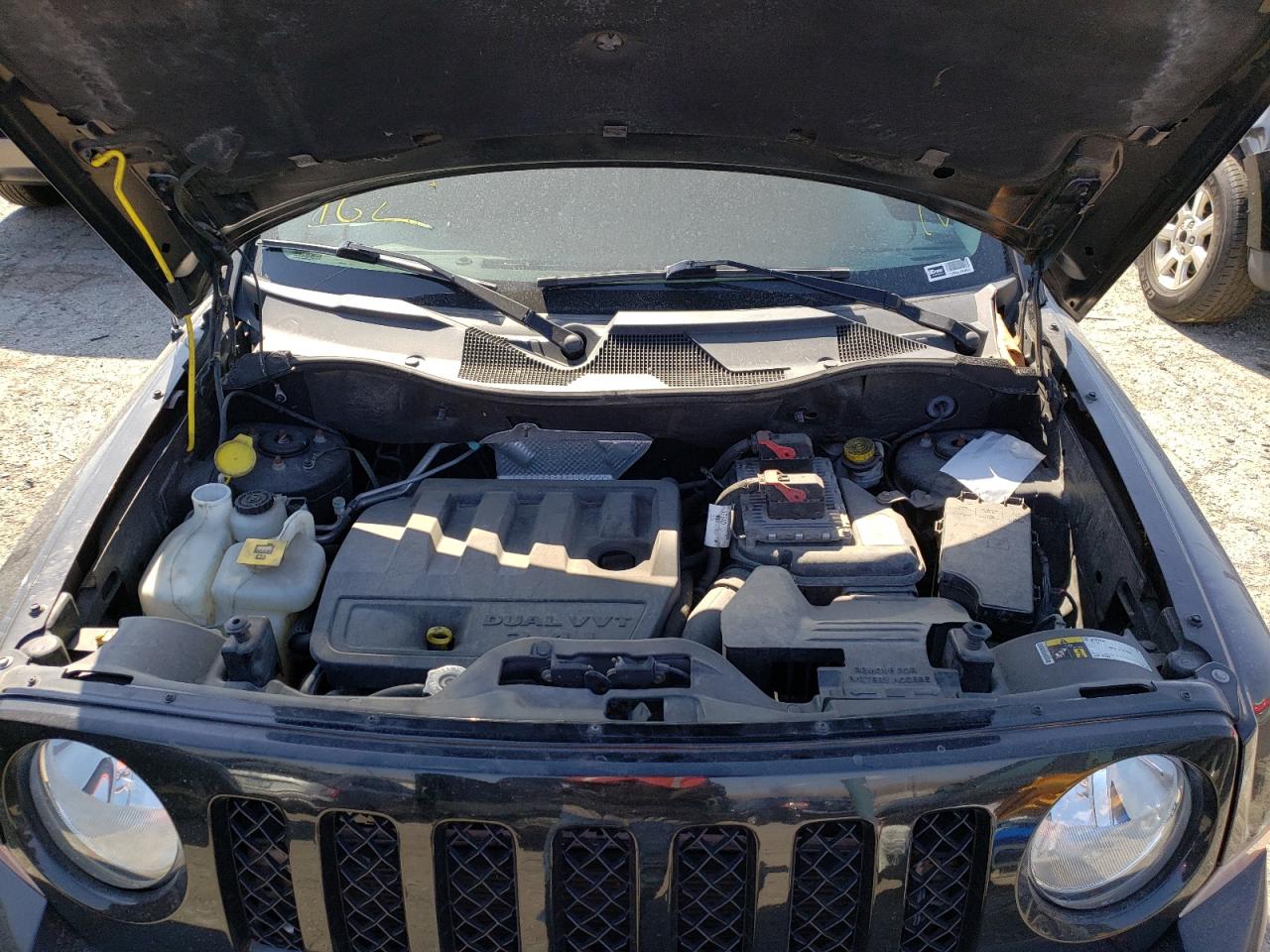 Photo 7 from auction – 2017 JEEP PATRIOT SP with VIN 1C4NJRBB4HD106476