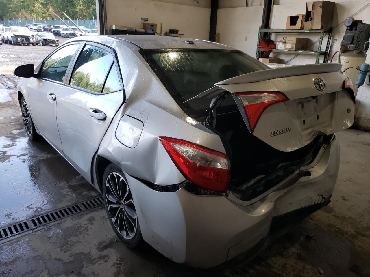 Photo 3 from auction – 2015 TOYOTA COROLLA L with VIN 2T1BURHE2FC395394