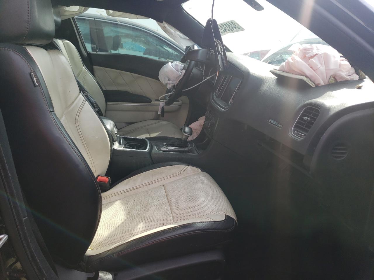 Photo 5 from auction – 2016 DODGE CHARGER SX with VIN 2C3CDXHG4GH292547