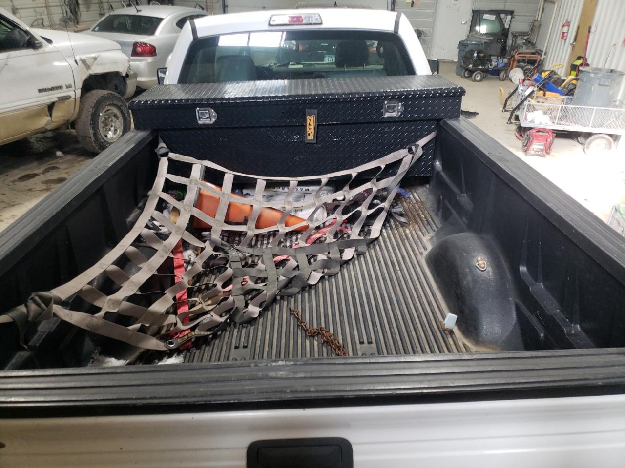 Photo 6 from auction – 2011 FORD F150 with VIN 1FTMF1CMXBKD52708