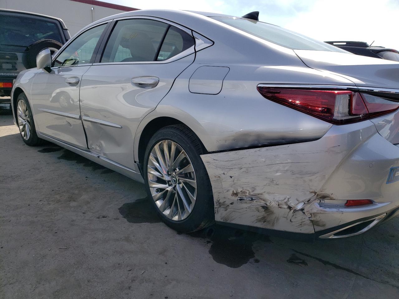 Photo 9 from auction – 2019 LEXUS ES 350 with VIN 58ABZ1B12KU026609