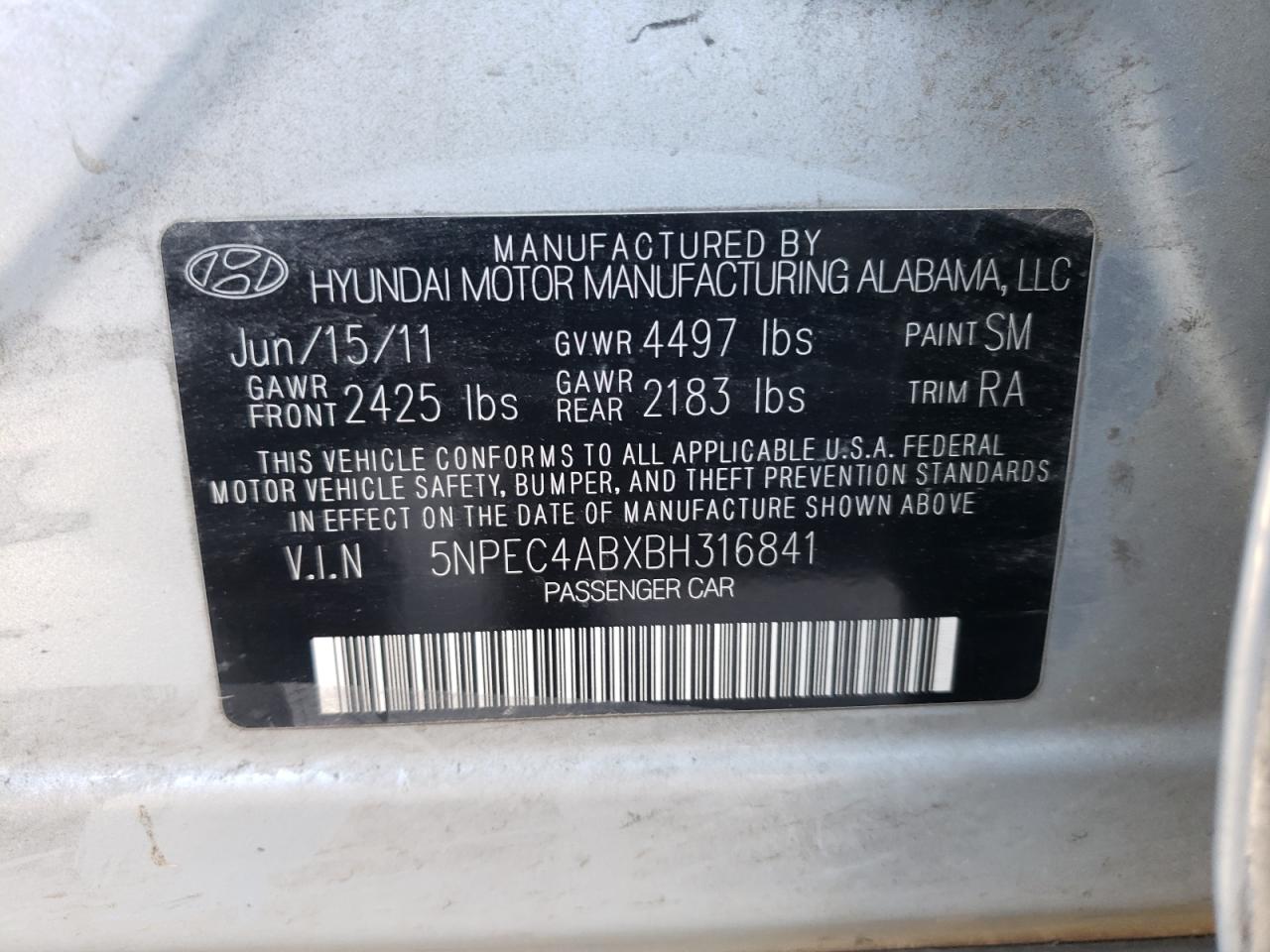 Photo 10 from auction – 2011 HYUNDAI SONATA SE with VIN 5NPEC4ABXBH316841
