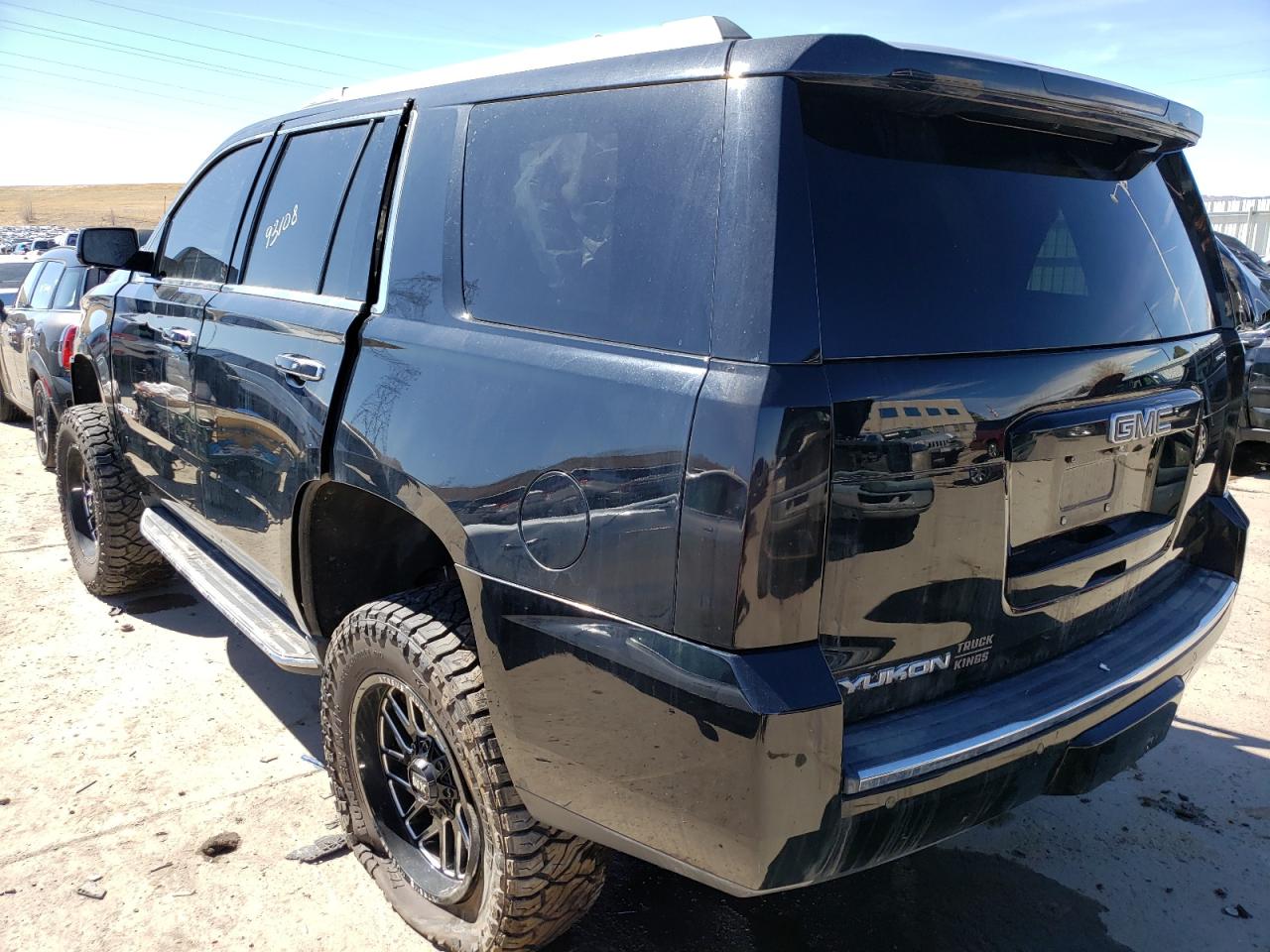 Photo 3 from auction – 2016 GMC YUKON DENA with VIN 1GKS2CKJ0GR185882