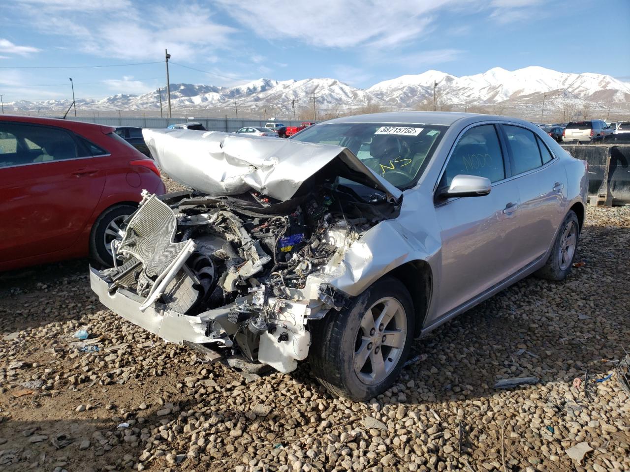 Photo 2 from auction – 2016 CHEVROLET MALIBU LIM with VIN 1G11C5SAXGF148977
