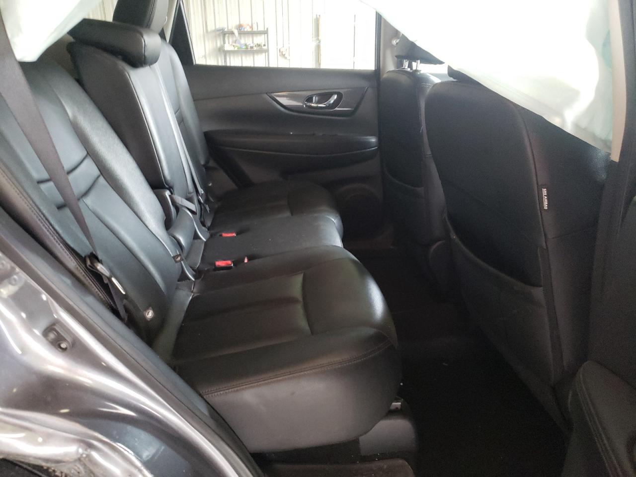 Photo 6 from auction – 2016 NISSAN ROGUE S with VIN 5N1AT2MV7GC915526