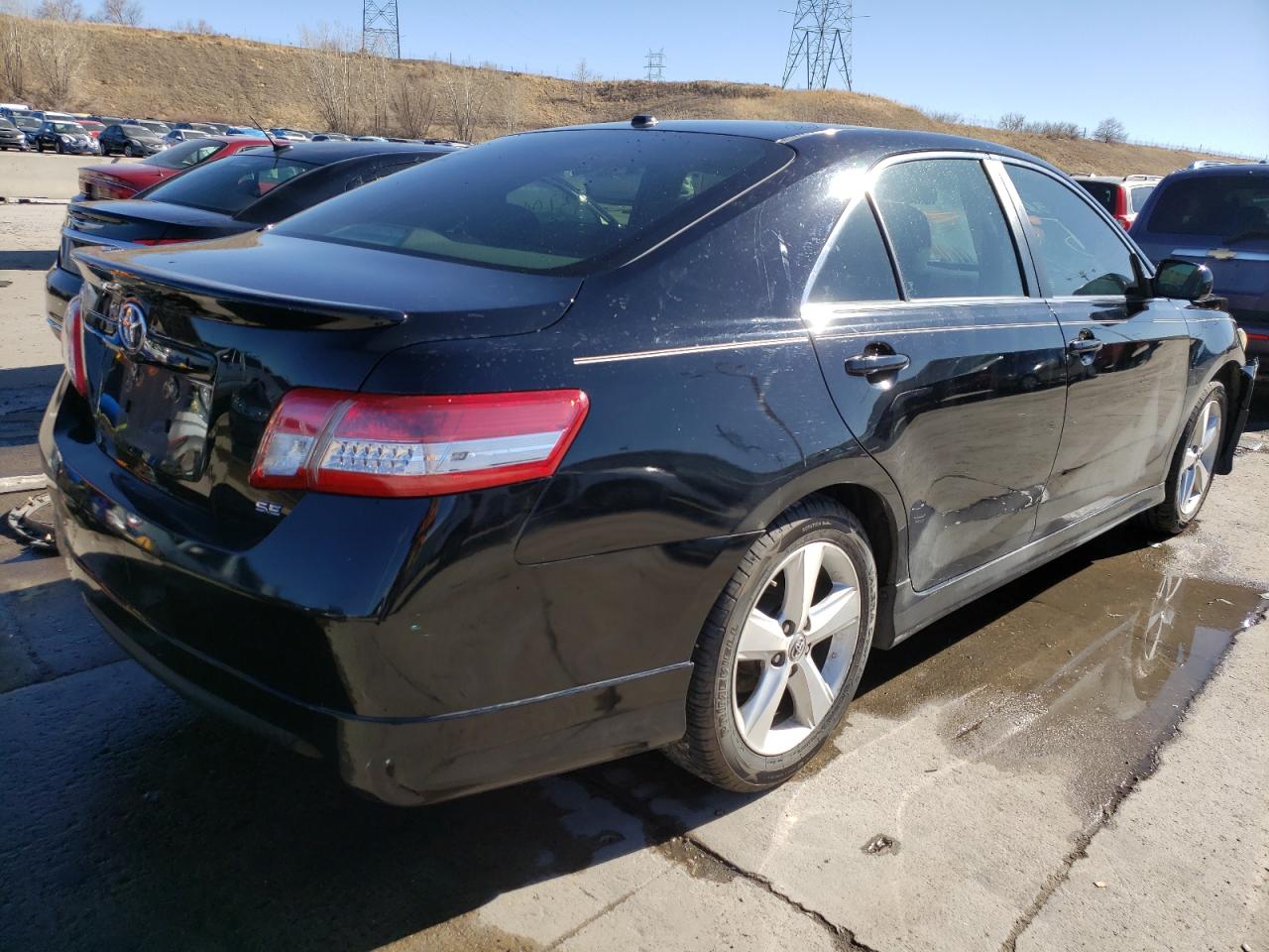Photo 4 from auction – 2011 TOYOTA CAMRY BASE with VIN 4T1BF3EKXBU727902